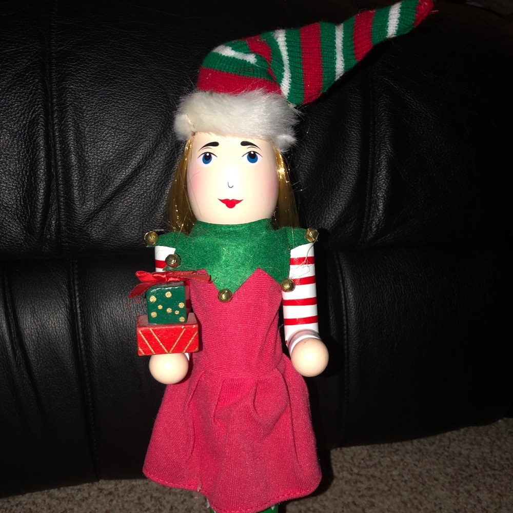 elf nutcracker